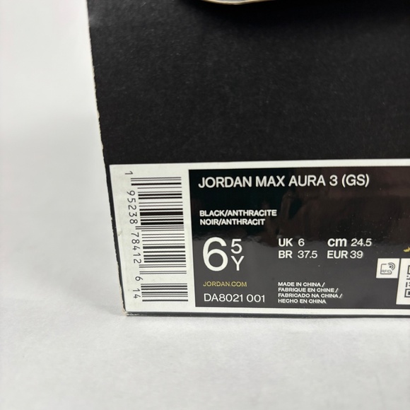 Nike, Jordan Max Aura 3 (GS,) Sneakers, All Black Leather, - Picture 15 of 15